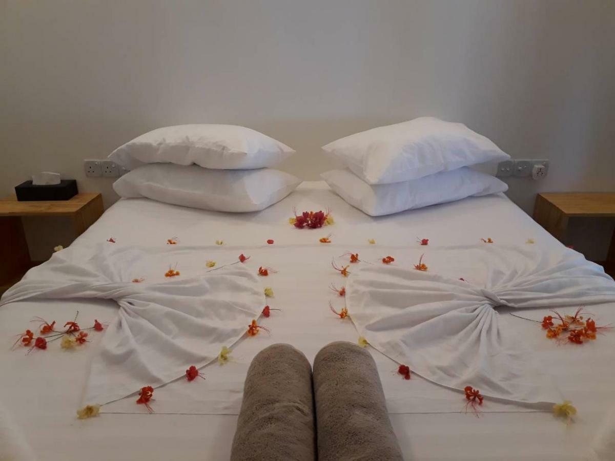 Sky Inn Thoddoo Ngoại thất bức ảnh